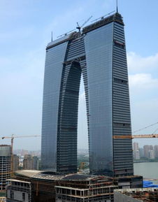 人社部回應公務員與事業單位人員工資調整 積極穩妥推進收入分配改革